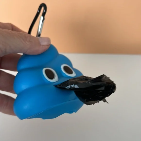 Blue Silicone Dog Poop Bag Dispenser - Picture 6 of 6